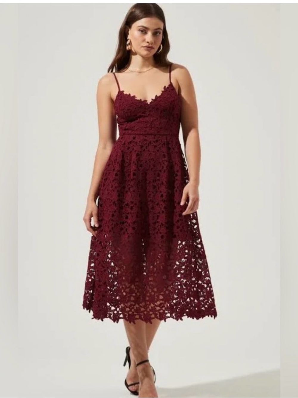 Spaghetti Strap Lace Midi Dress in Burgundy